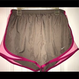 Women’s Nike Tempo Shorts
